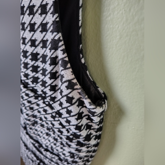 Jessica Simpson Women's Size 8 Black White Houndstooth Full Length Zipper Dress - Picture 9 of 10